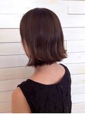 切りっぱボブのナチュラルハイライト