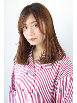 エクリ(equri×SHISEIDO) ツヤ髪ストレートミディ