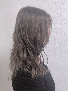 ジェナ(Jena) 透け感グレージュ