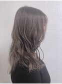 透け感グレージュ