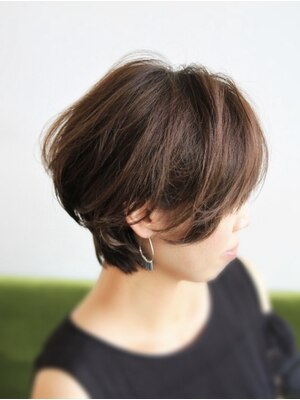 『ショートヘアはお手入れ楽ちん♪』スタイリングしやすいように、手ぐしで仕上がるスタイルをご提案!!