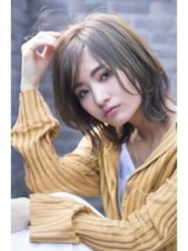 ケアリー 武蔵小杉(Carelly) ボブカーキグレージュ大人かわいいフェザーバングマッシュくびれ