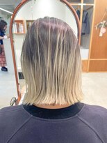 ナル(nalu.)&nbsp;ホワイトブロンド / ホワイトカラー