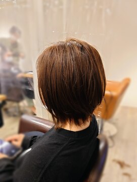 アンプリュス リアン(1+ Unplus lien) 外ハネくびれショートボブ/亀戸/錦糸町