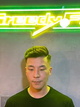 グリーディーフォックス 三軒茶屋(GreedyFOX) 波巻き/マッシュパーマ/ウルフ/ハイライト<理容室>三軒茶屋