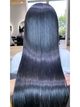 ジーナ 福岡天神(Zina) 【髪質改善】Silver Blue × 髪質改善トリートメント