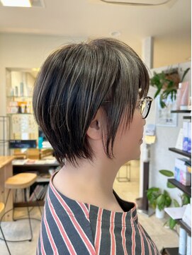 キュウヘアー(KYUU HAIR) ハイライトでおしゃれに&白髪をカモフラージュ!