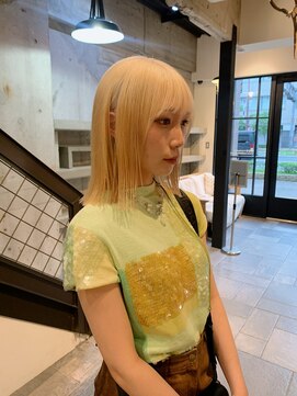 ココモ(KOKOMO) 【三谷大樹】ホワイトブロンド/ブロンドヘア