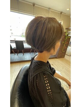 ソルグランデ(SOL-GRANDE) 白髪ぼかしマッシュショート