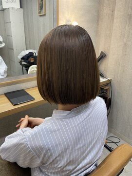 アレクサ 保谷(ALEXA) 切りっぱなしボブ ふくらまないボブ