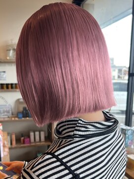 ミルシンク(1005mille cinq) ぷつっとボブ/切りっぱなし/ピンクベージュ/ピンクカラー