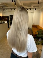 メリー オオサカ(Merly Osaka)&nbsp;white beige