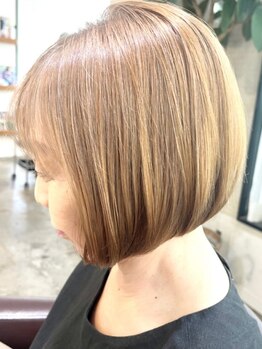 グリー(Gree)の写真/【千葉駅徒歩約5分】髪の悩みと戦っている女性は必見☆ダメージレスに1ランク上の美髪へ。