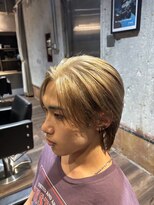 メンズココ メンズパーマ 韓国ヘア 日本橋店(MENS COCO)&nbsp;お客様スタイル長めハイトーンセンターパート