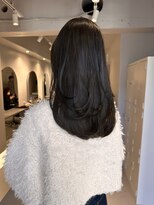 ムード(MOOD,)&nbsp;ダークアッシュ/ミディアムレイヤーカット/大人ガーリー/銀座