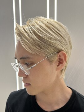 ピークアブー 表参道(PEEK-A-BOO) PEEK-A-BOOメンズカット　ハイトーンショート