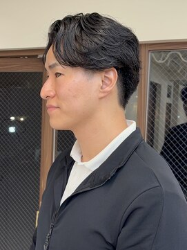 ピコット(P cott) 毛流れセンターパートナチュラルフェザーパーマメンズカット