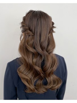 スタスタ 岩本町 秋葉原 ねじりハーフツイン