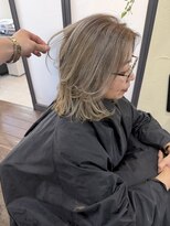 ウル(Ulu) 白髪が気になる方必見!白髪ぼかしバレイヤージュ