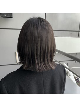 プリマ アンジュ 中目黒店(PRIMA ange) ☆シンプルなデザインがオシャレな切りっぱなしボブ☆