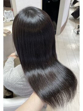 アミーベル(AMI a BELLE) 髪質改善で大人の艶髪へ【切れ毛をどうにかしたい方はこれ!】