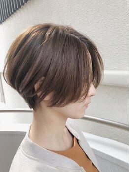 アムプリエ(Ame briller)の写真/【今出川駅徒歩２分】〈第一印象はフェイスラインで決まる！〉顔回りカットはアム・ブリエにお任せ！