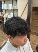 綾野剛風シャドウパーマ