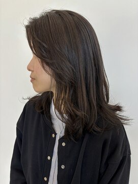 ビーヒアナウ N゜03 金沢駅西店(BE HERE NOW) layer cut