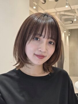 ソワネ 表参道(soigne) 表参道酸性ストレートパーマ艶髪セミロングレイヤーベージュ40代