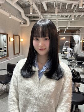 ゼスト アイヴィ(ZEST Ivy) ブルーブラック/顔周りレイヤー【藤野はるひ】