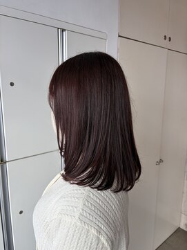 ディシェーレローブ(die Schere Lob) ほんのり甘い大人のピンクブラウン