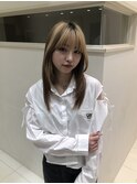 べージュカラ－
