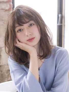 エアー 福岡(AIR) ［air-FUKUOKA　竹石］ 目力アップの小顔ミディ