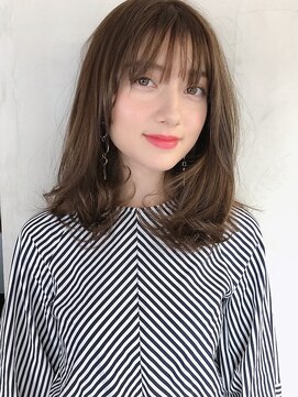 ラル 立川(lar) ヘーゼルブラウン_ブランジュダブルバングネイビーカラー