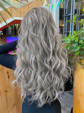 ディバイス(Device) 【Device心斎橋】外国人風Ｗカラー