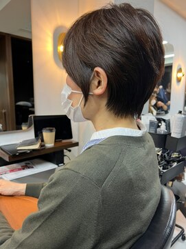 アフロディーテギンザ 神保町(APHRODITE GINZA) カール/セミディ/シアーカラー/姫カット［御茶ノ水/神保町］