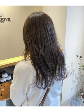 ビアノバ(via nova) 赤みなしグレーカラー