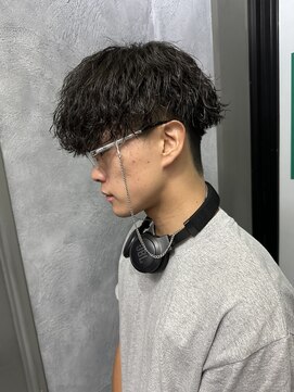 グラフィーサッポロ(Graphy sapporo) 10代　20代　メンズヘア　ツイスト　マッシュ　刈り上げ