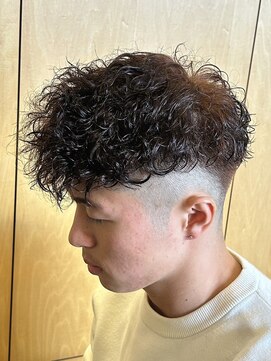 ニアウ 伊勢崎連取店(Niau) 波巻きスパイラルパーマツイストスパイラルパーマシャドウパーマ