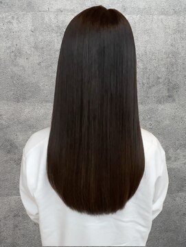 イシン(ISIN) 黒髪/縮毛矯正/髪質改善/ヘルシーロング[保土ヶ谷]