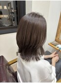 ミディアムレイヤー×白髪ぼかしベージュ　40代50代60代