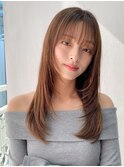 小顔 前髪 レイヤーカット くびれヘア ハイライトカラー"