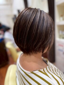 美容室ヒラトヤ 都南店 ココアブラウン×テラコッタ大人可愛いミニボブ20代30代40代