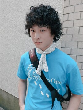 メンズ シイ(MEN’S SIE) メンズミディアムウルフ×スパイラルパーマ