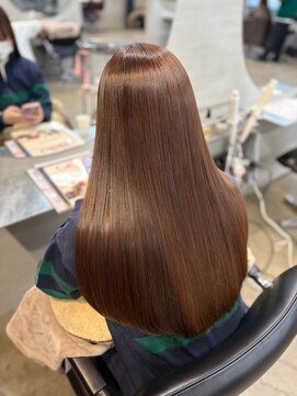 リラクオーレ 三宮 元町(LIRA CUORE) ツヤツヤベージュカラー