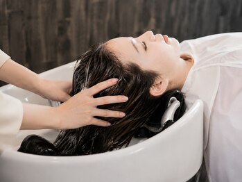 ラフ(RUFF.)の写真/疲れをほどく、極上ヘッドスパ。毎日を頑張るあなたに、深い休息を。四日市|髪質改善|ヘッドスパ
