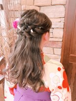 アムールマヤ&nbsp;袴ヘアアレンジ