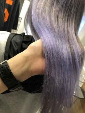 ジーナ(XENA) ホワイトラベンダーカラー