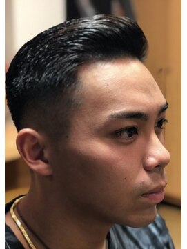 バーバーバー ナカノ(BARBER BAR NAKANO) フェードスタイル【バーバーバー 中野店】