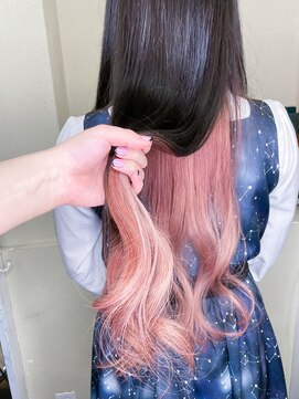 ミシェリー(misherry) インナーカラーデザインカラー韓国風ラベンダー毛先ピンク小顔